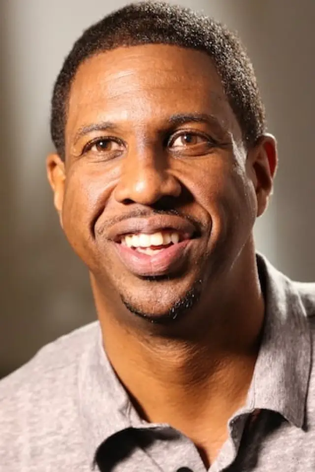 Фото  (Hakeem Muata Oluseyi)