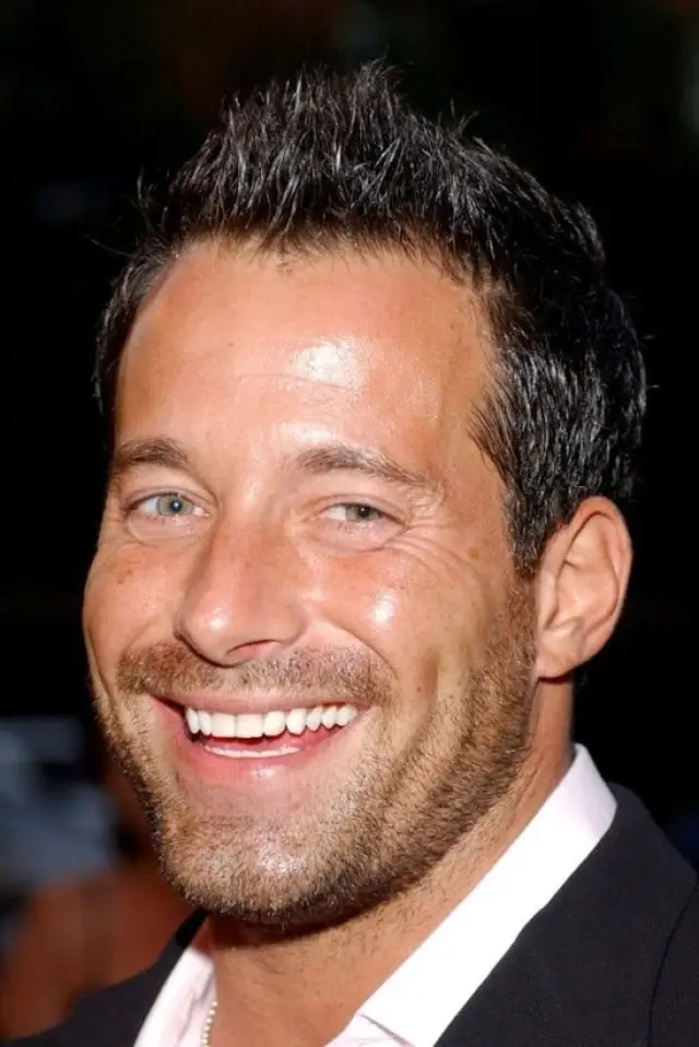 Фото Джонни Месснер (Johnny Messner)