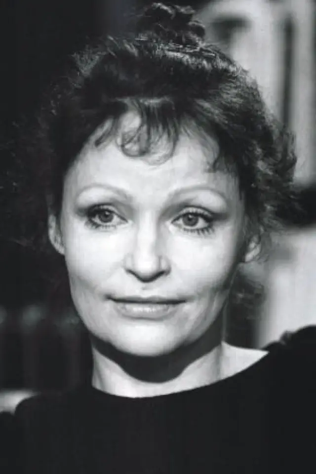 Фото  (Angelica Domröse)