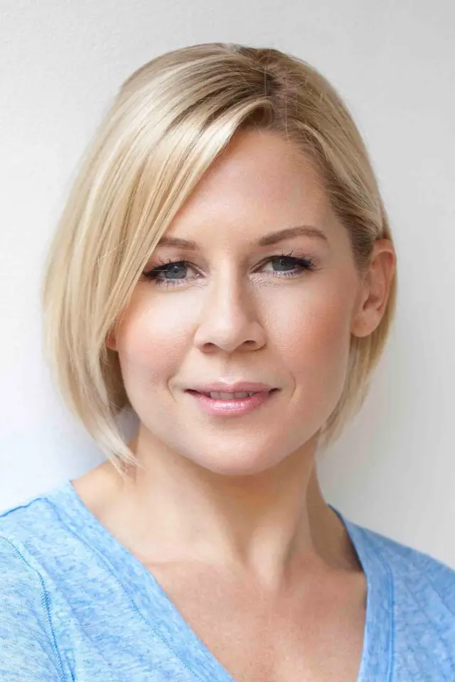 Фото Джиджи Эджли (Gigi Edgley)
