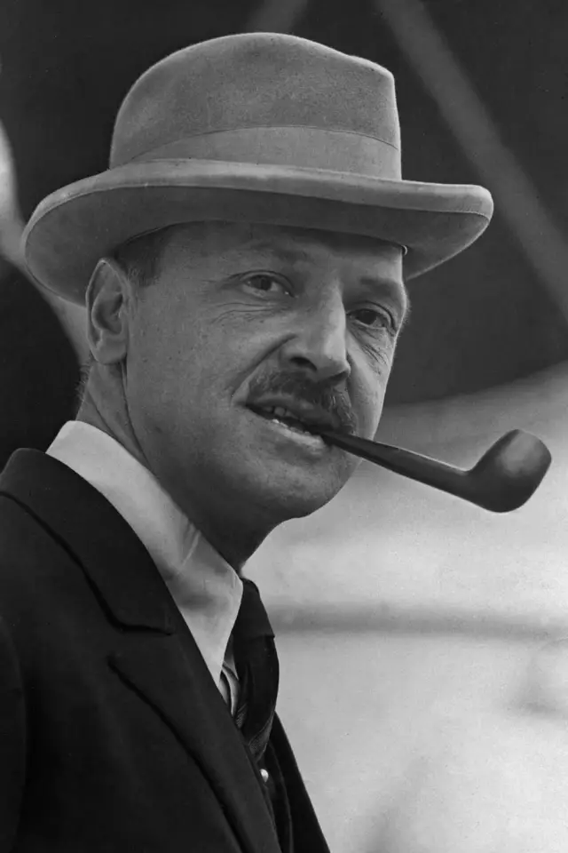 Фото У. Сомерсет Моэм (W. Somerset Maugham)