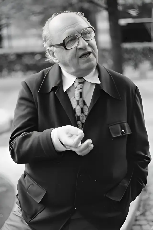 Фото  (Arthur Maria Rabenalt)