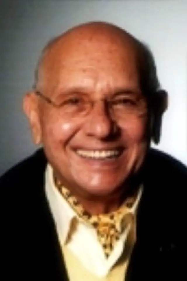 Фото  (Frank Agrama)
