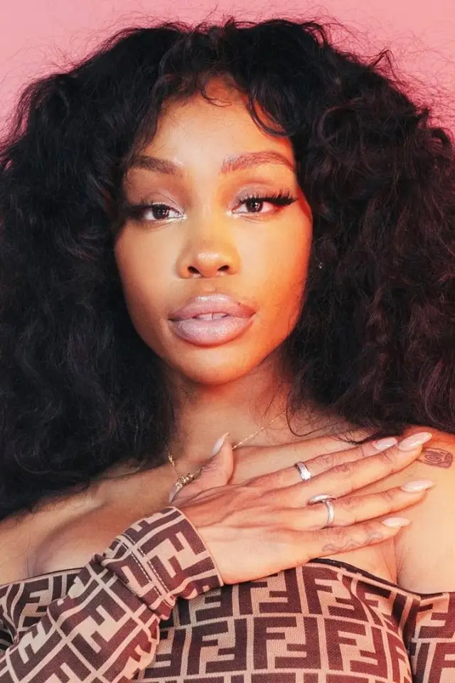 Фото Солана Имани Роу (SZA)