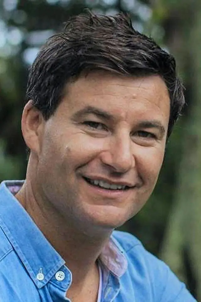 Фото  (Clarke Gayford)