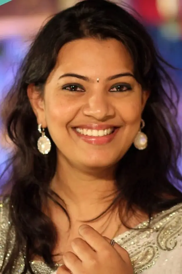 Фото Гити Мадхури (Geetha Madhuri)