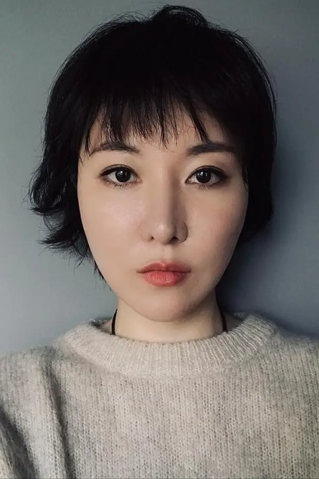 Фото Хань Цзя Нюй (Han Jianü)