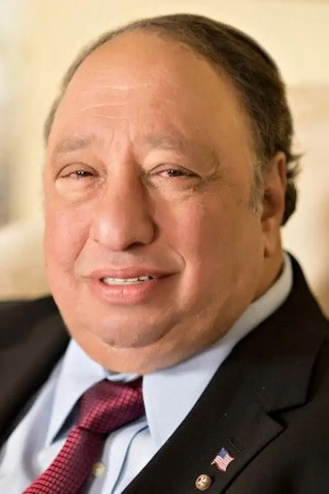 Фото  (John Catsimatidis)