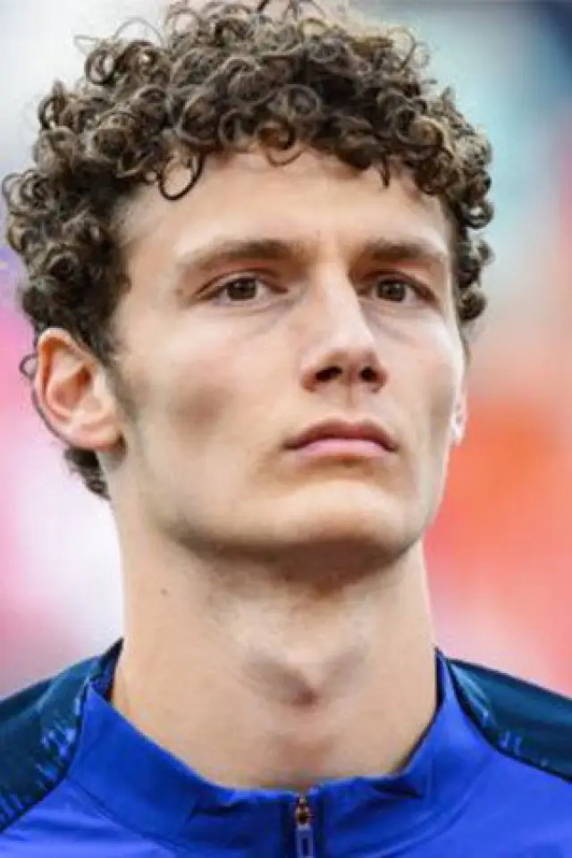 Фото  (Benjamin Pavard)
