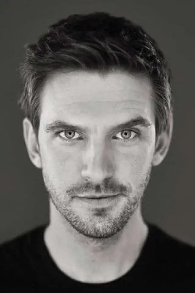 Фото Дэн Стивенс (Dan Stevens)