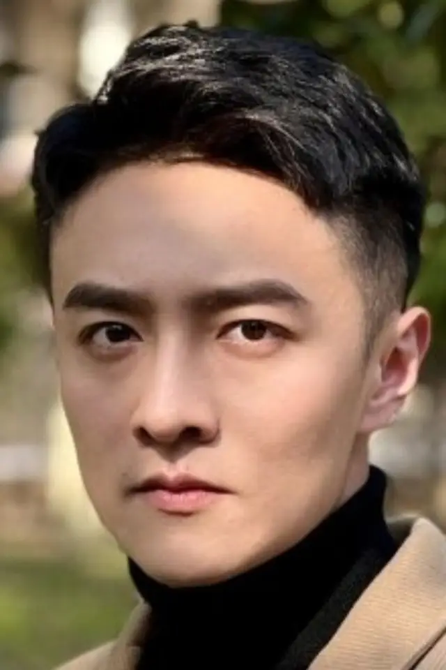 Фото Чу Цзюнь Чэнь (Chu Junchen)
