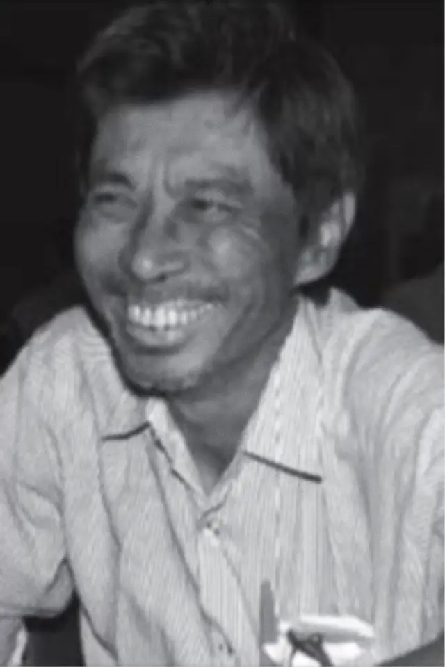 Фото  (Maung Wunna)