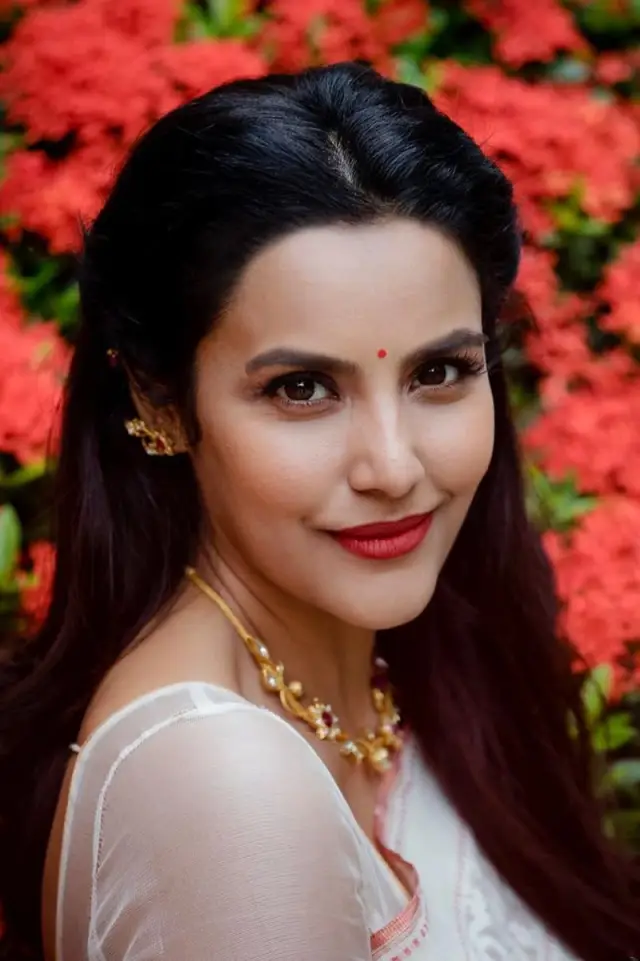 Фото Прия Ананд (Priya Anand)