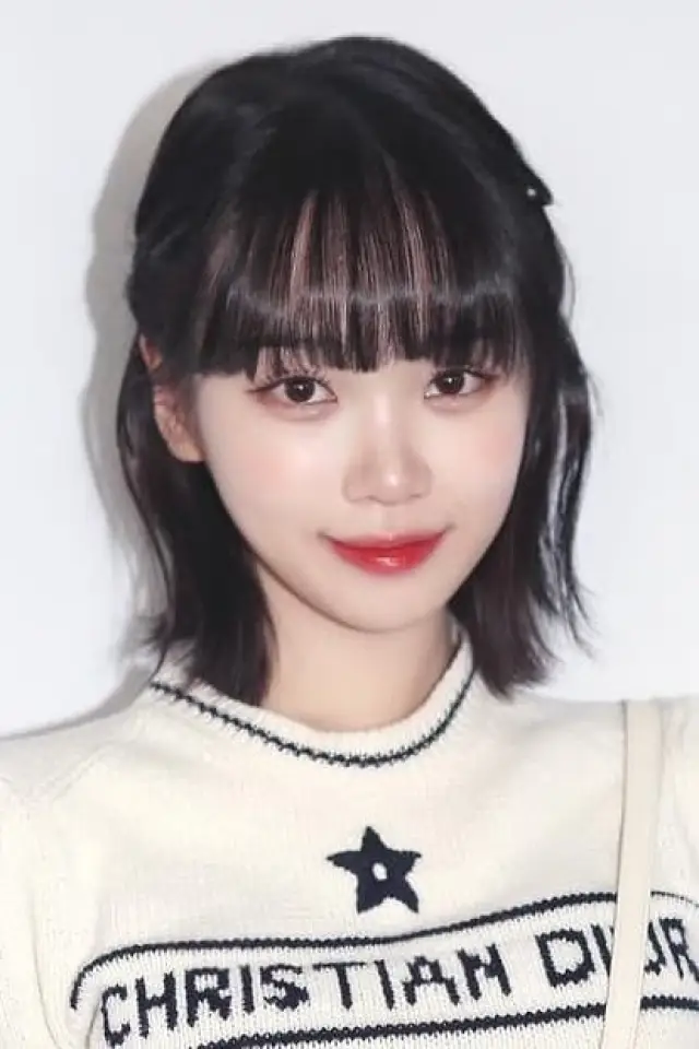 Фото Ким Чэвон (Kim Chaewon)