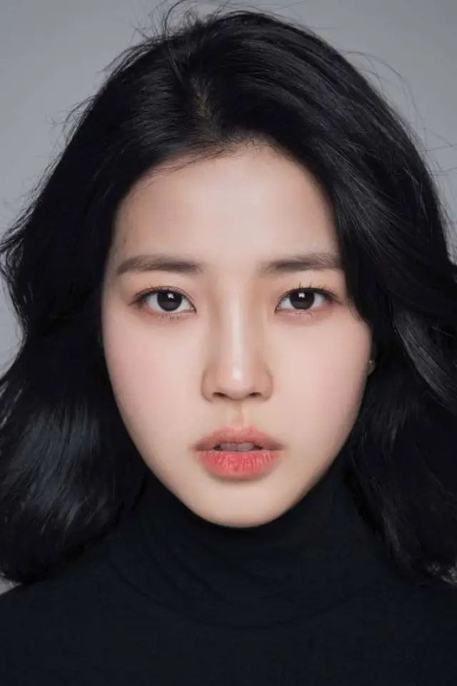 Фото  (Kim Ye-eun)