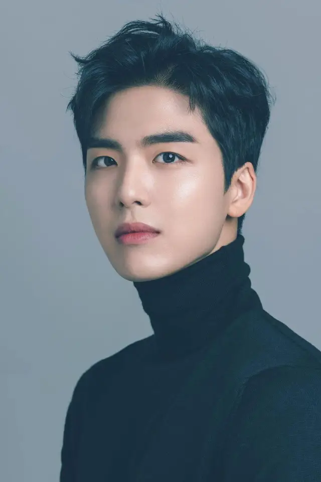 Фото  (Seo Jae-woo)