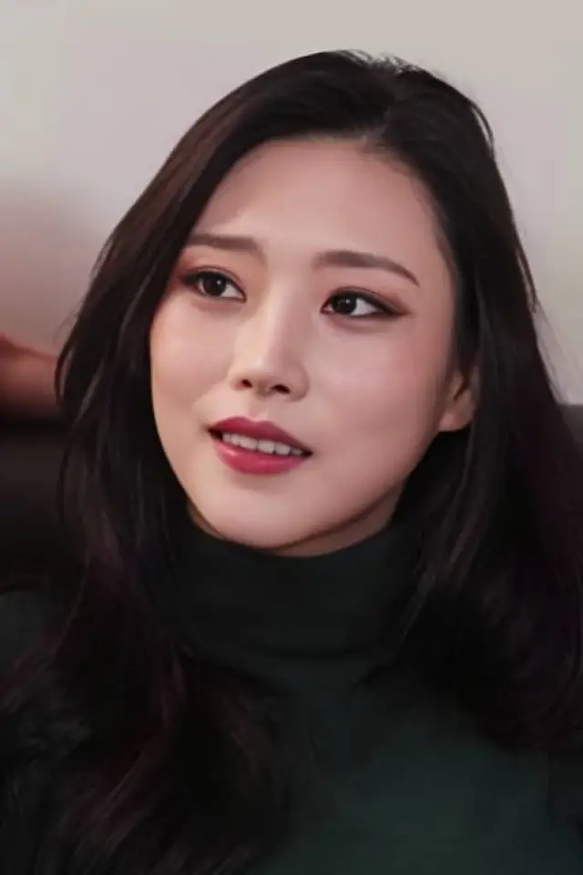 Фото Ким Хи-джон (Kim Hee-jeong)