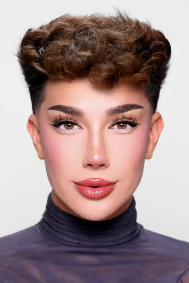 Фото Джеймс Чарльз (James Charles)