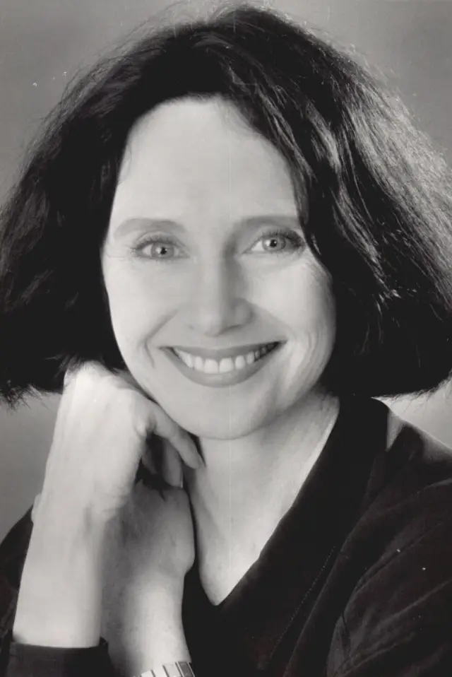 Фото Мэри Джо Дешанель (Mary Jo Deschanel)