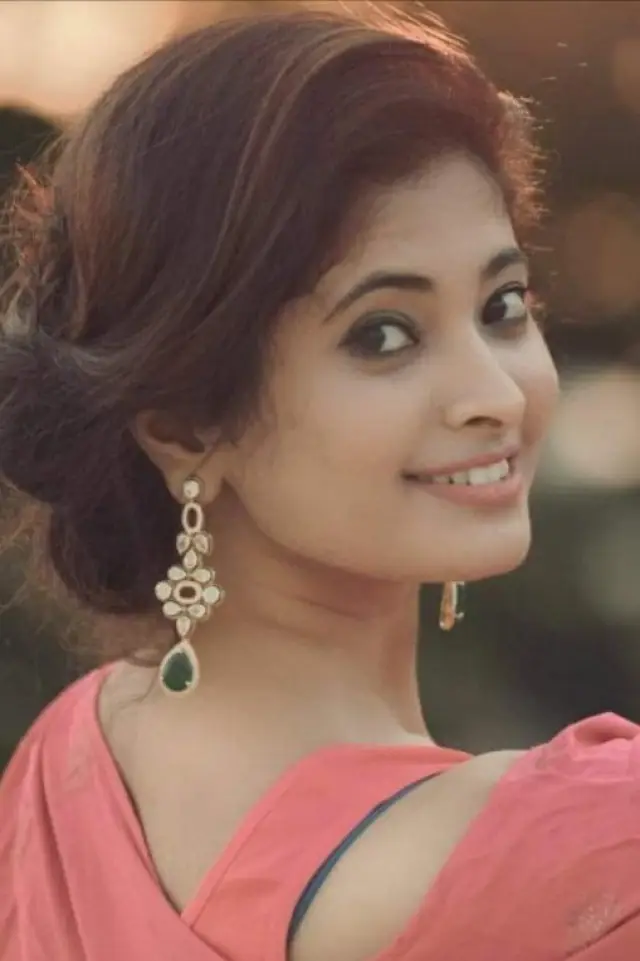 Фото  (Swaroopinii)