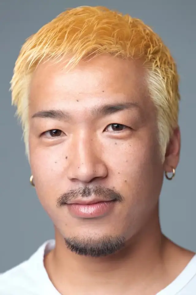 Фото  (Satoshi Uekiya)