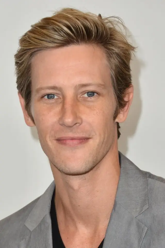 Фото Габриэль Манн (Gabriel Mann)