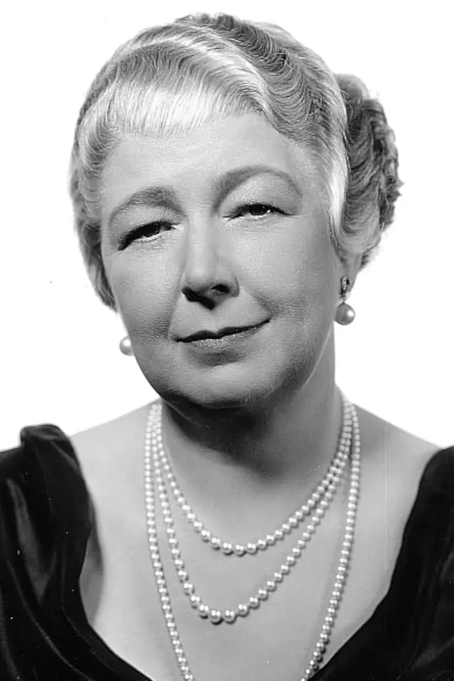 Фото Эстер Дейл (Esther Dale)