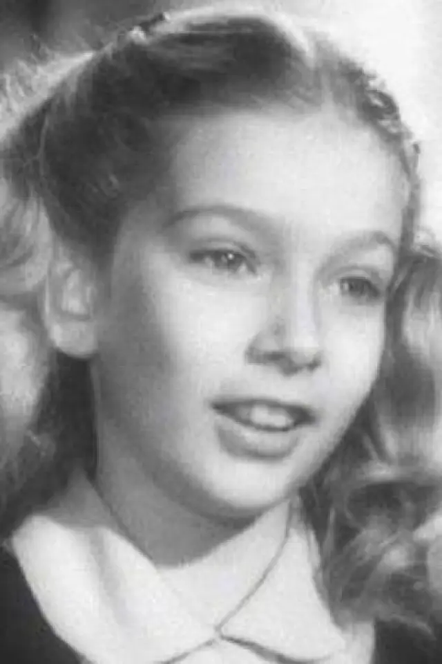 Фото Энн Картер (Ann Carter)