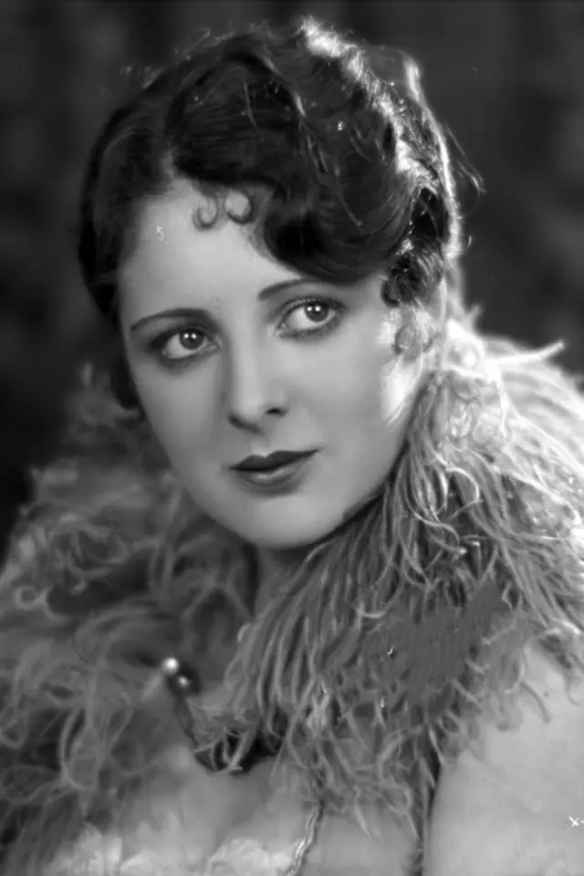 Фото  (Billie Dove)
