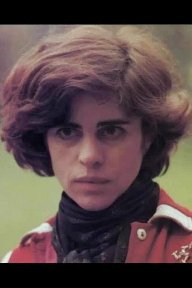 Фото Эрмине Карагеуз (Hermine Karagheuz)