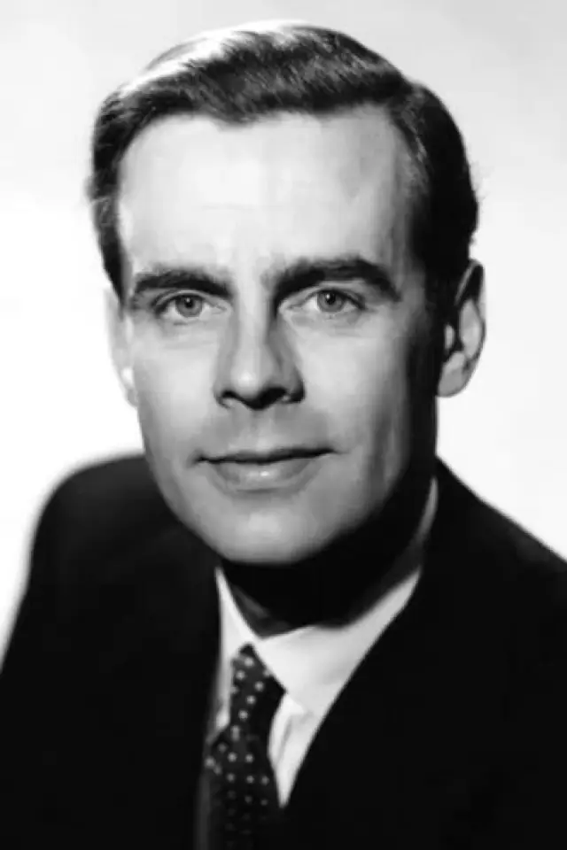 Фото  (Ian Carmichael)