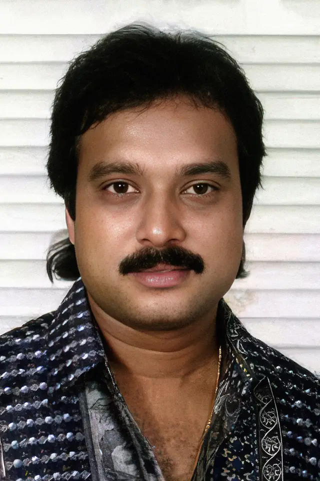 Фото Картик Мутураман (Karthik Muthuraman)