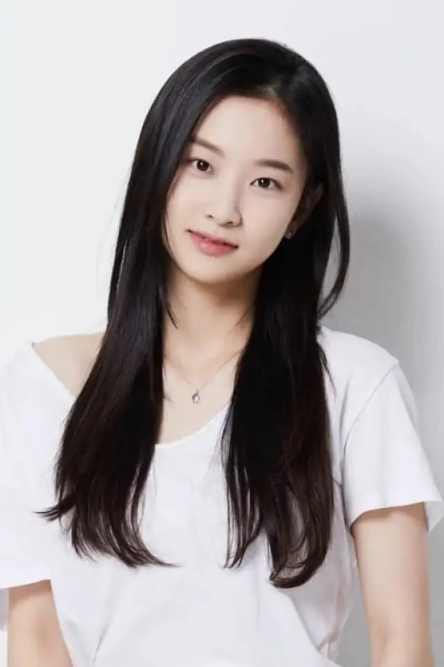 Фото Ким И Кён (Kim Yi-kyeong)