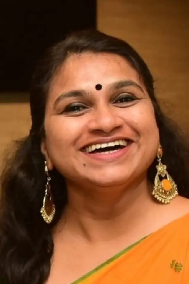 Фото Гити Сангита (Geethi Sangeetha)