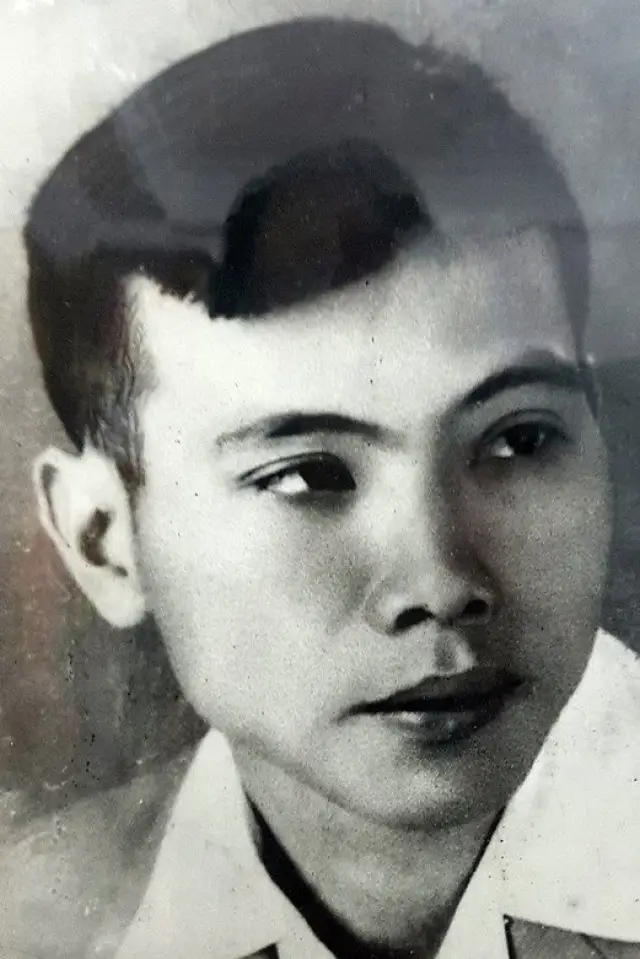 Фото  (Hoàng Tích Chỉ)