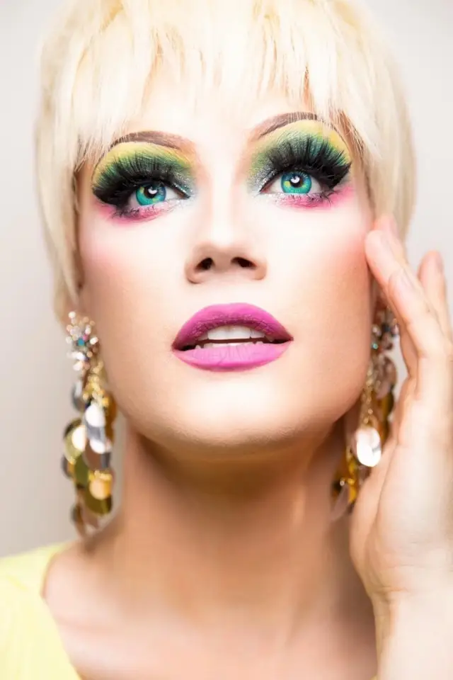 Фото  (Synthia Kiss)