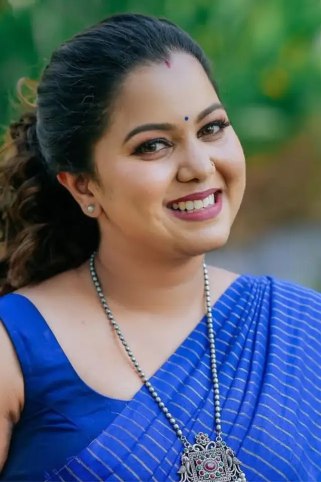 Фото Срути Суреш (Sruthy Suresh)