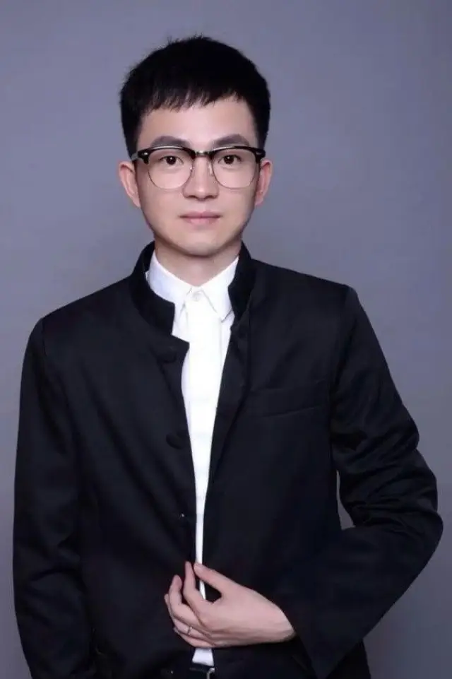 Фото Чэнь Чжэн Хуа (Chen Zhenghua)