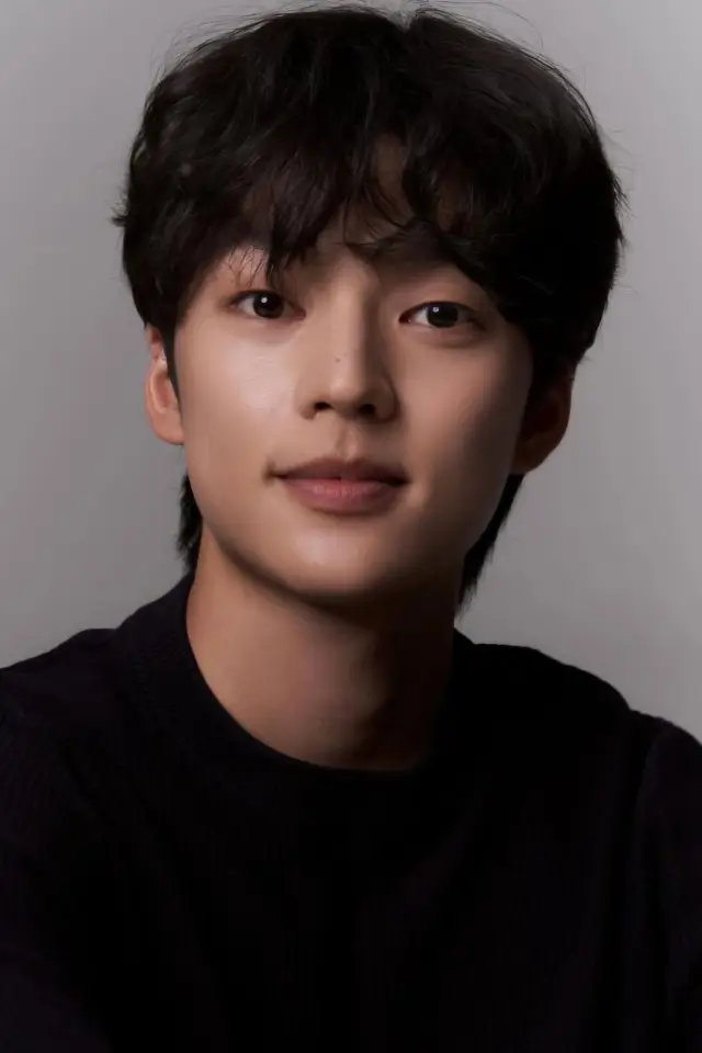Фото  (Han Hyeon-jun)