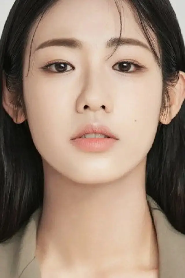 Фото  (Kang Yu-ra)