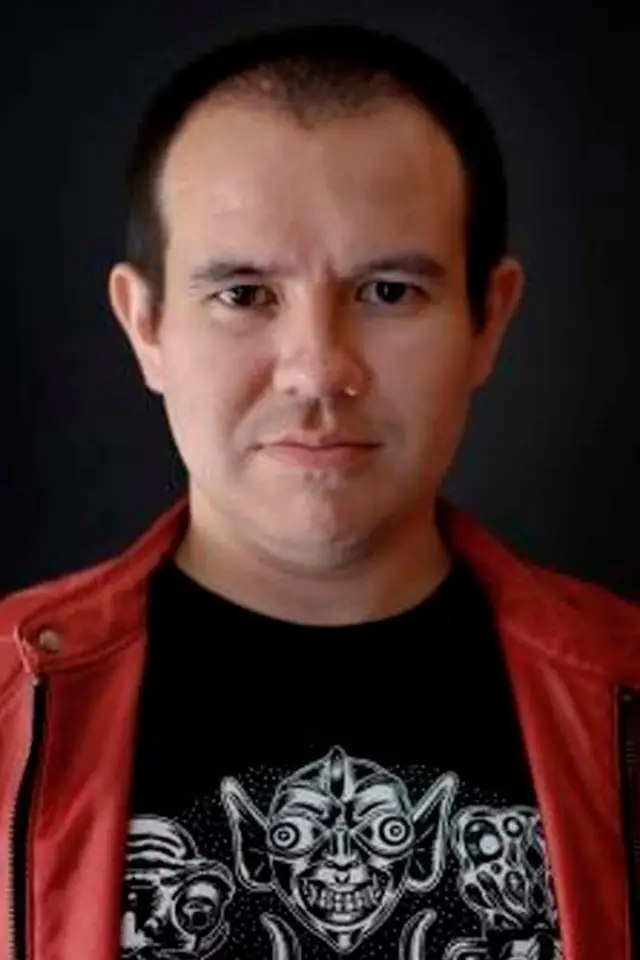 Фото  (Roberto Flores Muñoz)
