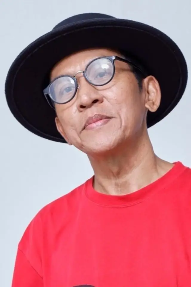 Фото Луи Черним (Ronnakorn Songsaeng)