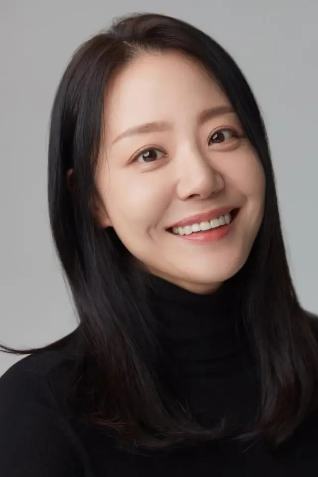 Фото  (Lee Ji-hae)