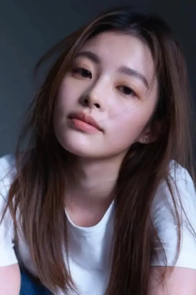 Фото  (Chan Tzu-hsuan)