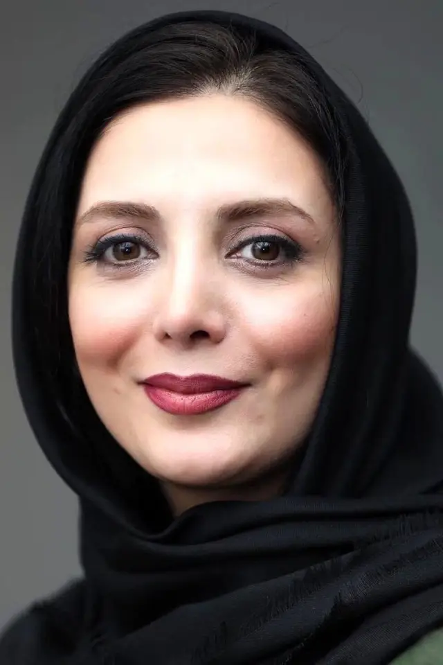 Фото  (Roya Mirelmi)