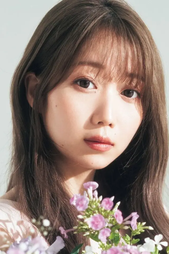 Фото  (Emiri Otani)