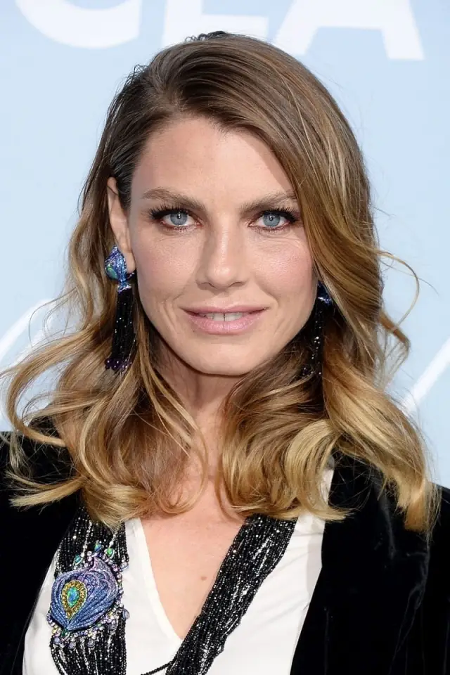 Фото Анджела Линдвалл (Angela Lindvall)