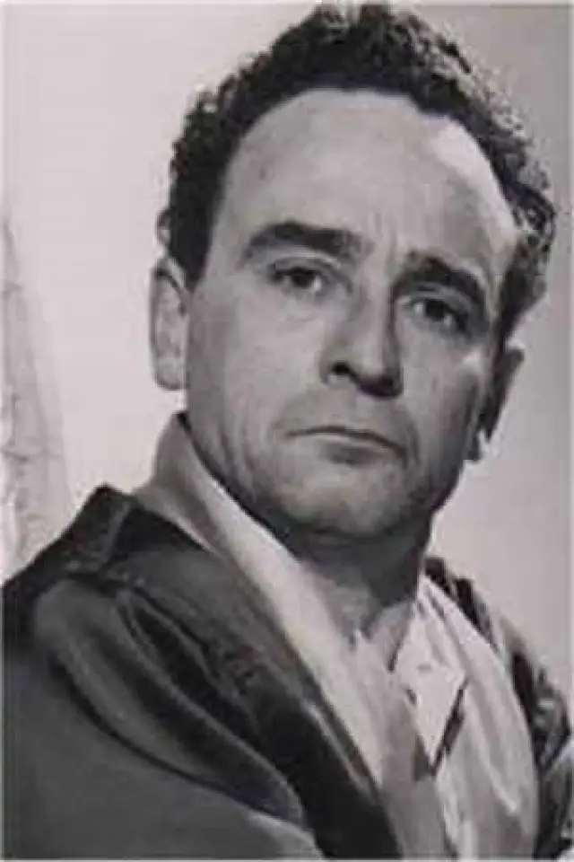 Фото  (Kenneth Connor)
