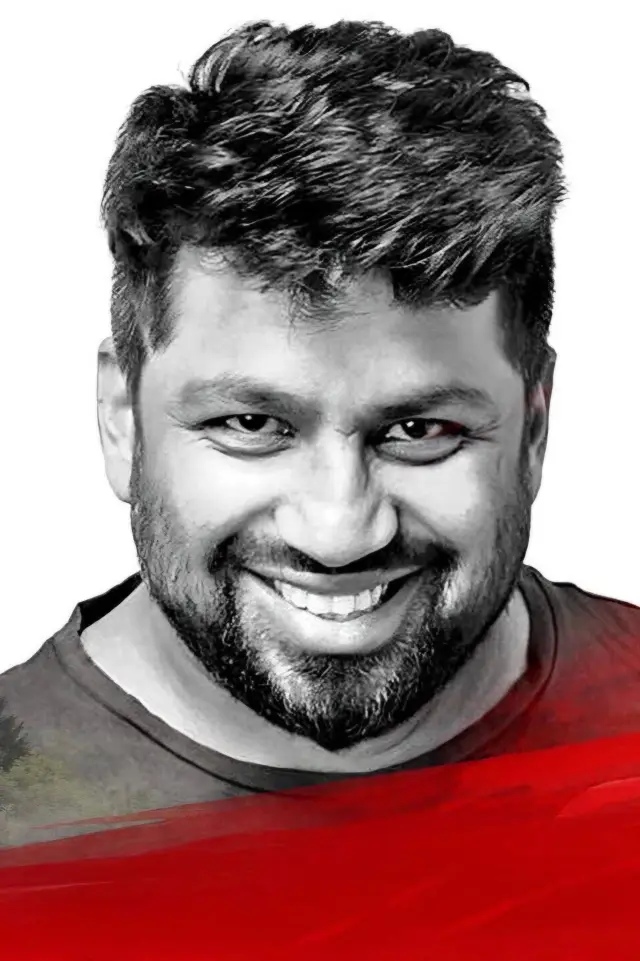 Фото  (Vinci Raj)