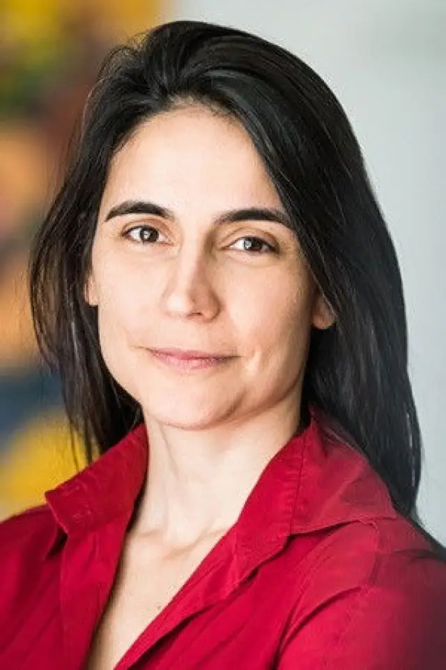 Фото Юлия Бача (Julia Bacha)